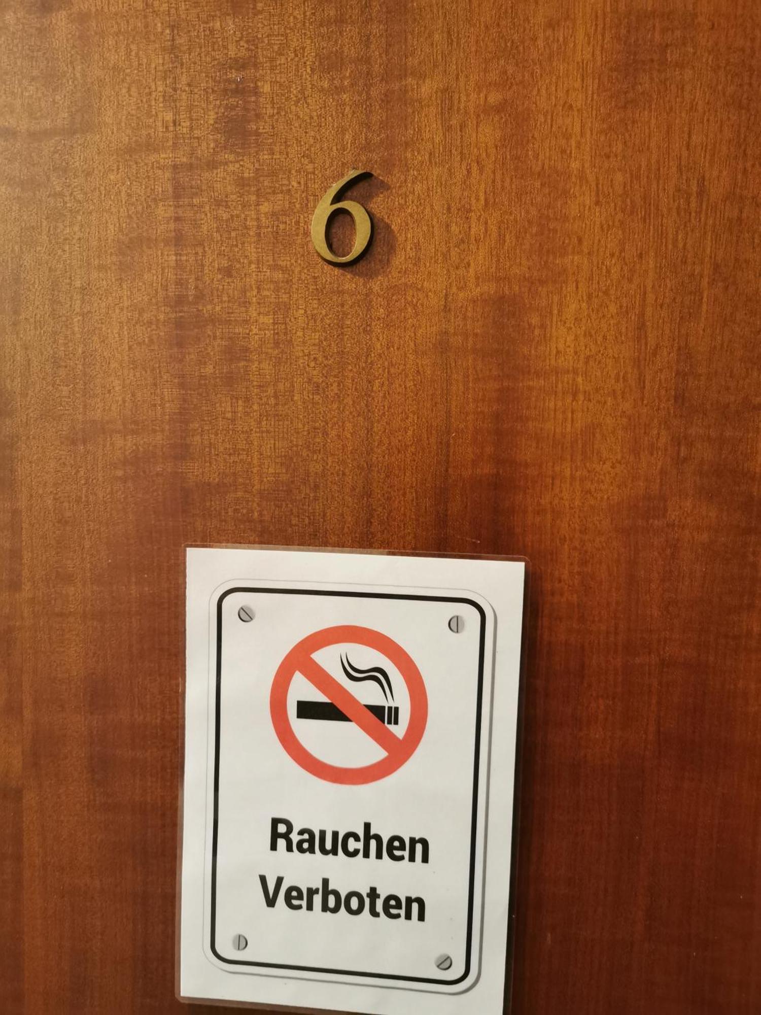 See Lord Hotel Kaiserslautern Chambre photo